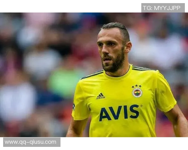 费内巴切对22岁中卫贝拉尔多表现出浓厚兴趣与巴黎展开初步谈判