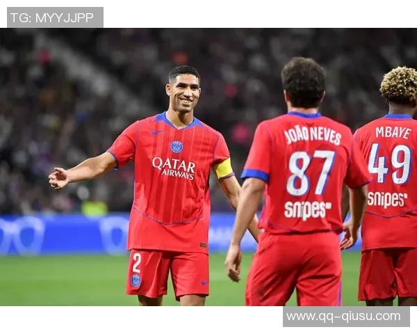 姆巴佩现场观战非洲杯却见阿什拉夫替补未上场令人失望